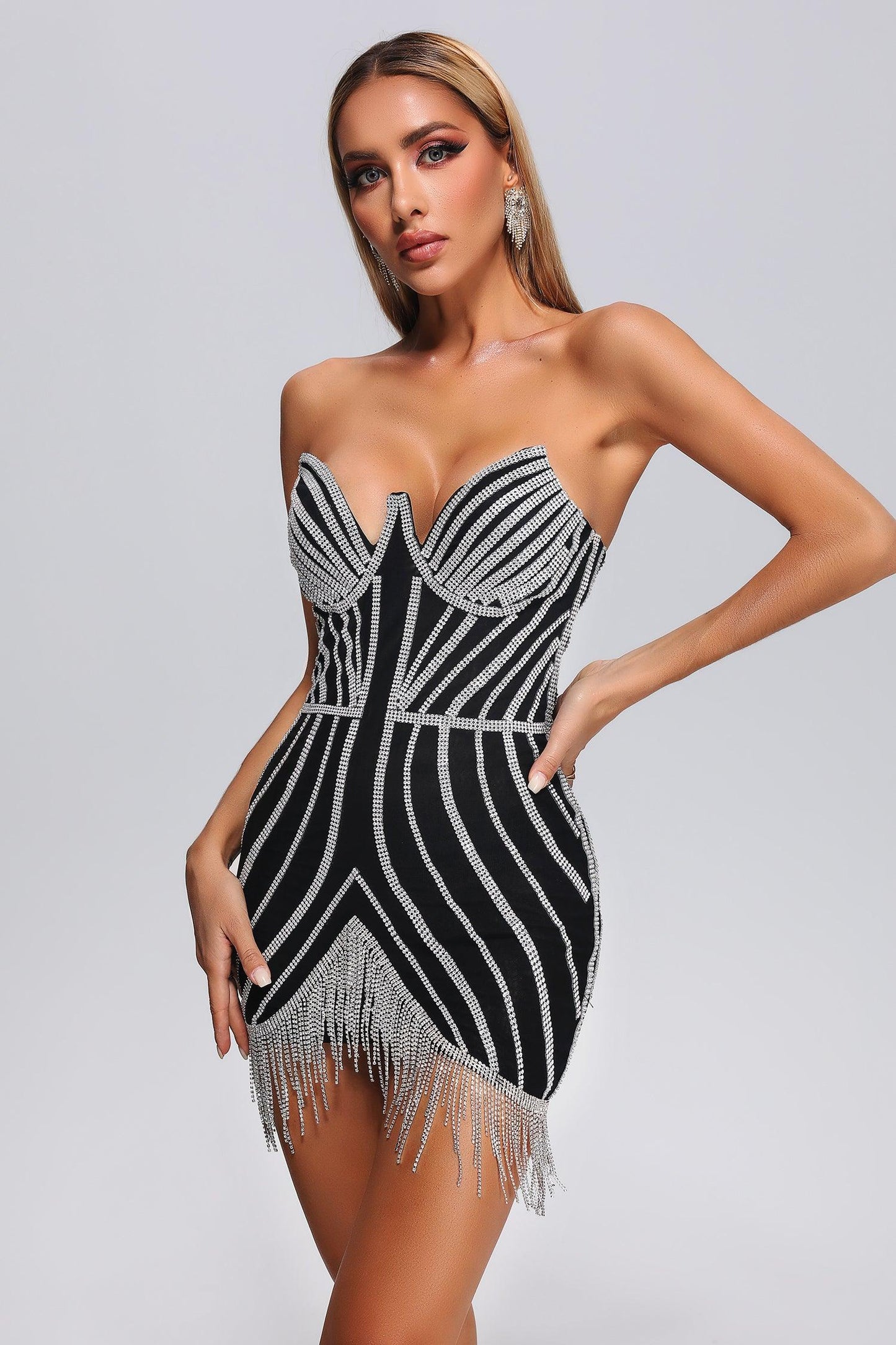Lola Mini abito con nappe di strass - nero