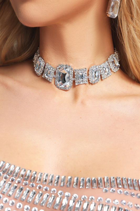 Girocollo quadrato con strass Liara